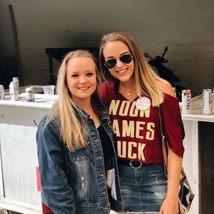 Meet your Posher, Nicole